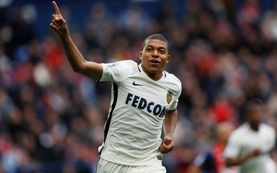 第一体育焦点-B席在曼城如鱼得水